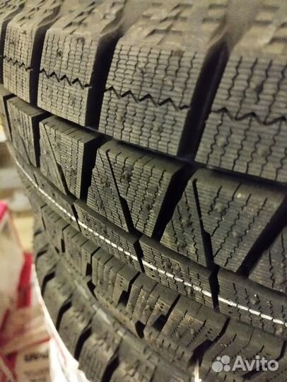 Bridgestone Blizzak Revo GZ 205/65 R16