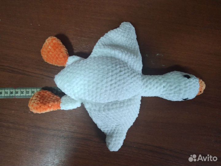 Гусь обнимусь