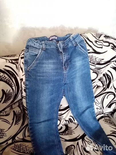 Джинсы подростковые
