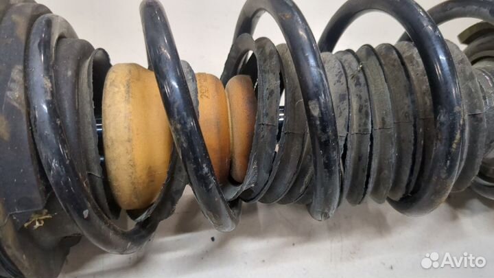 Амортизатор подвески BMW i3, 2016