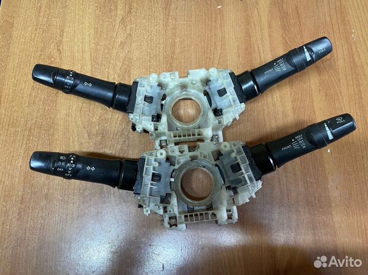 Переключатель подрулевой Mitsubishi Lancer 10