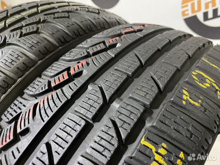 Pirelli Winter Sottozero 210 Serie II 215/55 R17