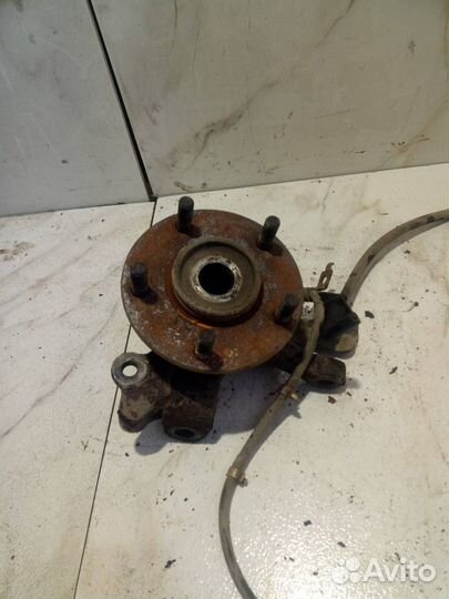 Кулак передний левый Mitsubishi Pajero Pinin H77W