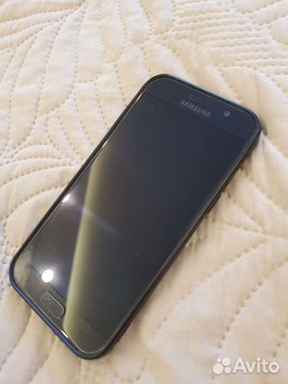 Телефон Samsung galaxy a5 2017