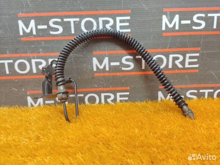 Шланг тормозной задний правый Volkswagen Touareg