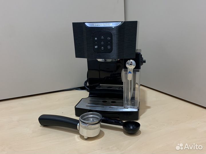 Кофеварка redmond RCM-1511