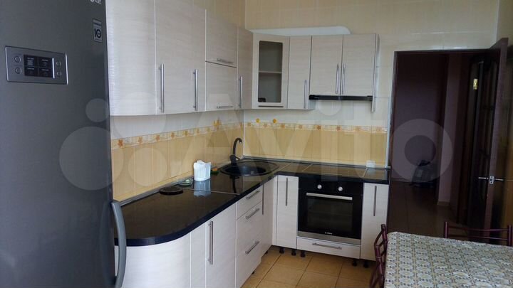 2-к. квартира, 75 м², 6/10 эт.