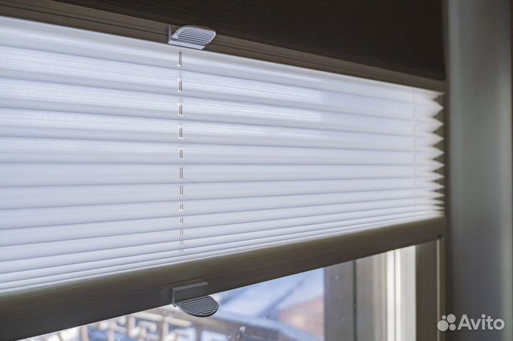 Рулонные шторы и жалюзи на окна
