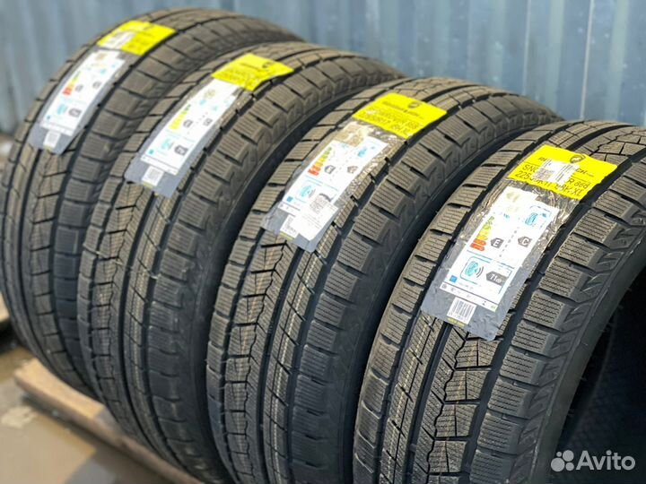 Roadmarch Snowrover 868 225/50 R17 97H