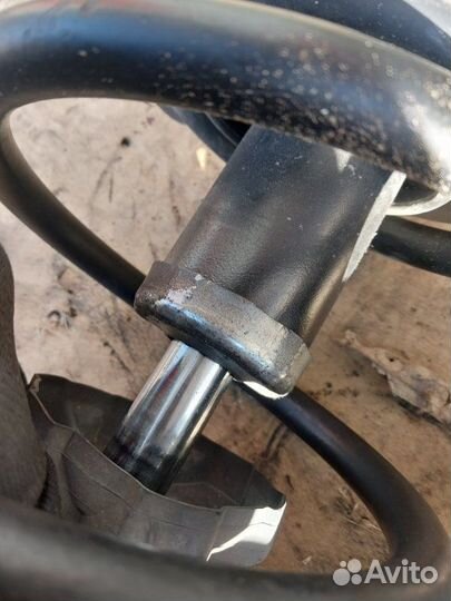 Амортизатор передний Jeep Compass MK49 7411