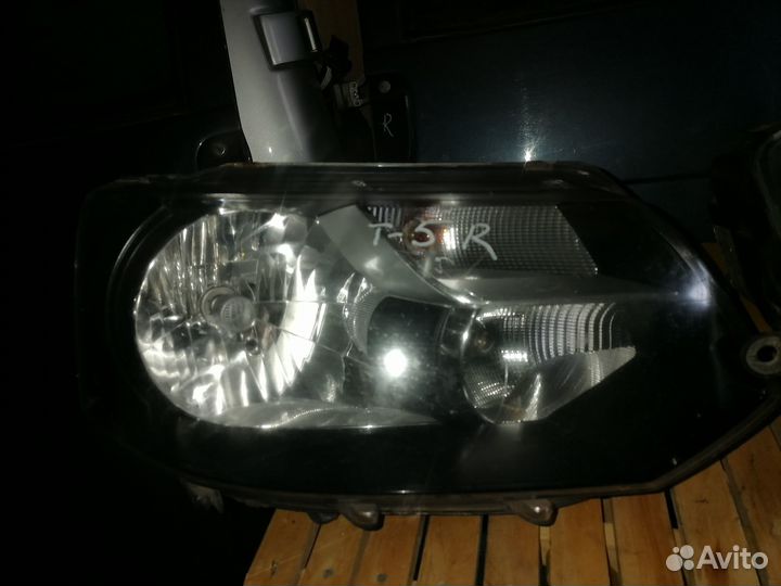 Фары Фольксваген Т5 Рестайлинг 2009-15г