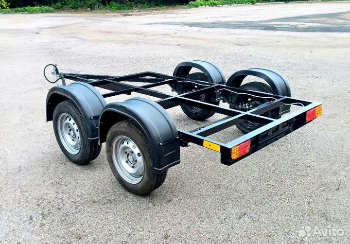 Двухосный легковой прицеп