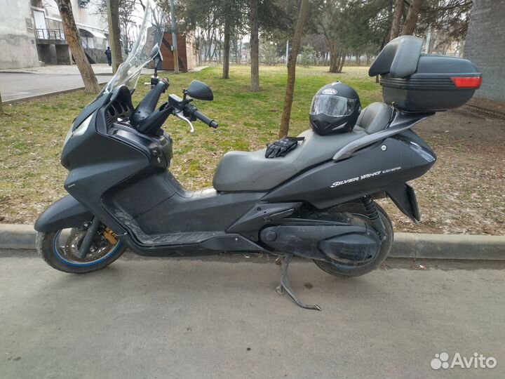 Honda silver wing 600 fjs600