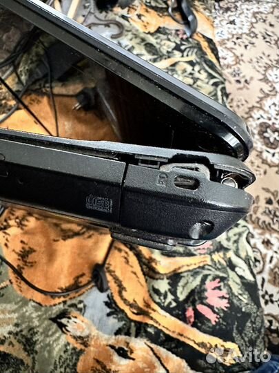 Оутбук Acer aspire E1-571G