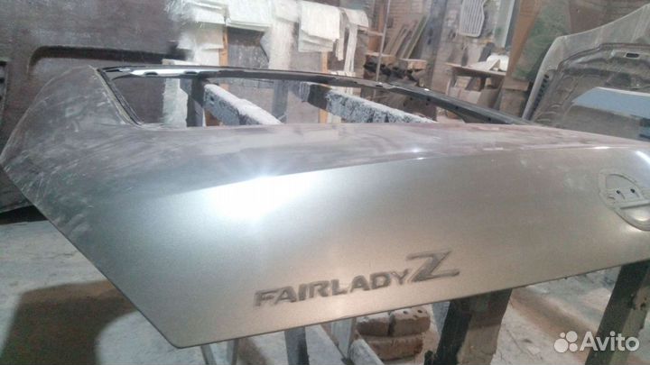 Капот Nissan Z350