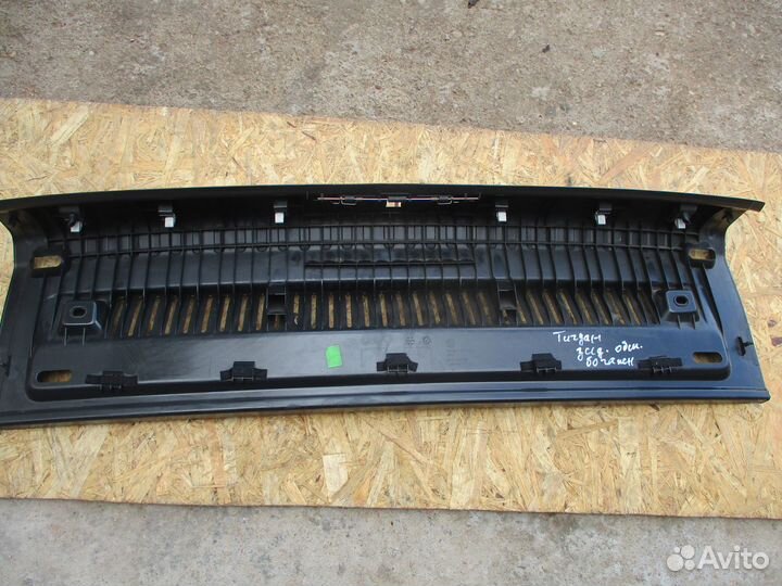 Обшивка багажника задняя Фольксваген Тигуан