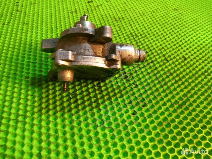 Насос вакуумный Volvo XC90