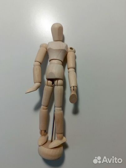 Фигурка человечка