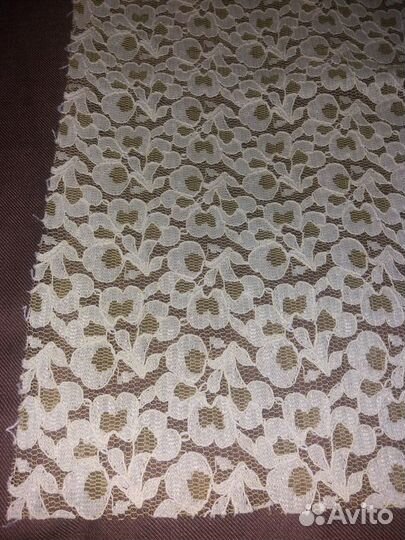 Кружевная ткань гипюр