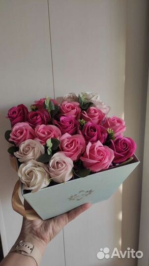 Душевный подарок из мыльных роз