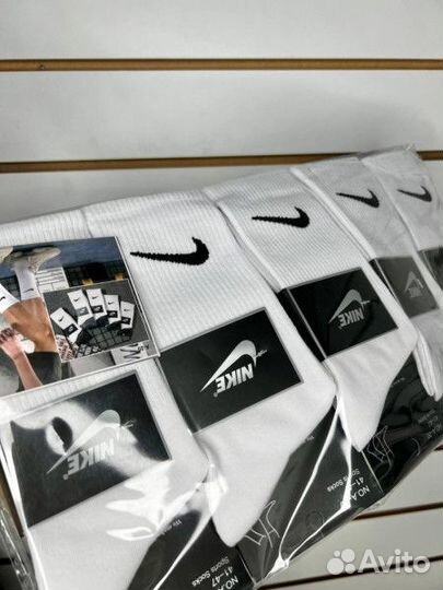 Носки Nike высокие белые