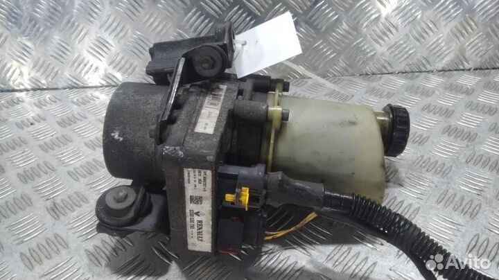 Насос эур 8200520790 Renault Kangoo (2008-2018)