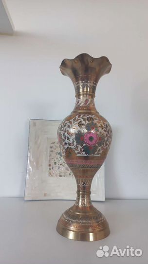 Вазы из латуни Индия