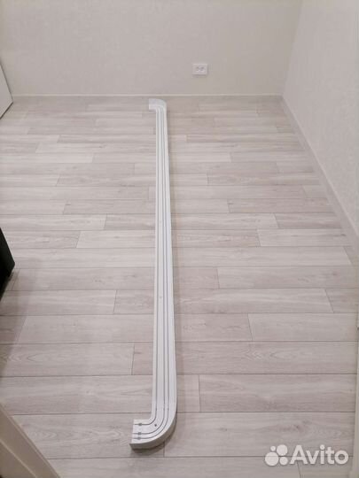 Карниз для штор потолочный