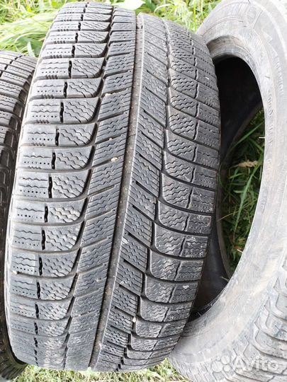 Michelin X-Ice XI3 245/45 R18