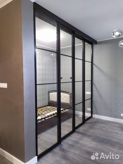 Перегородка с матовым стеклом