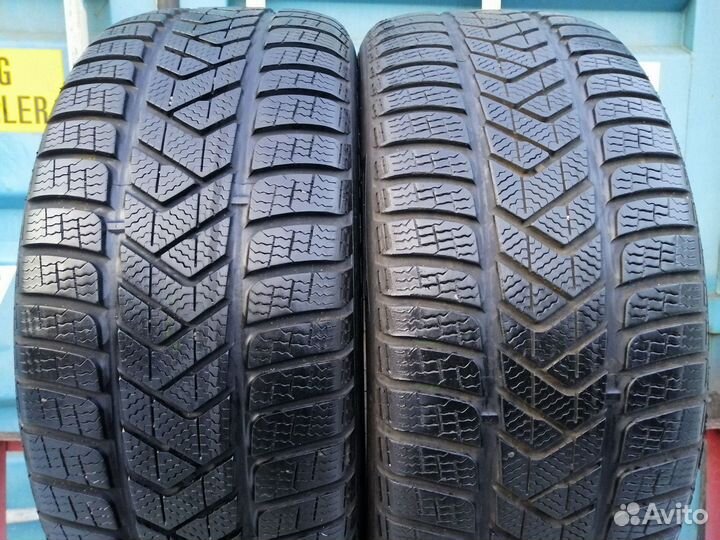 Pirelli Winter Sottozero 3 235/50 R18