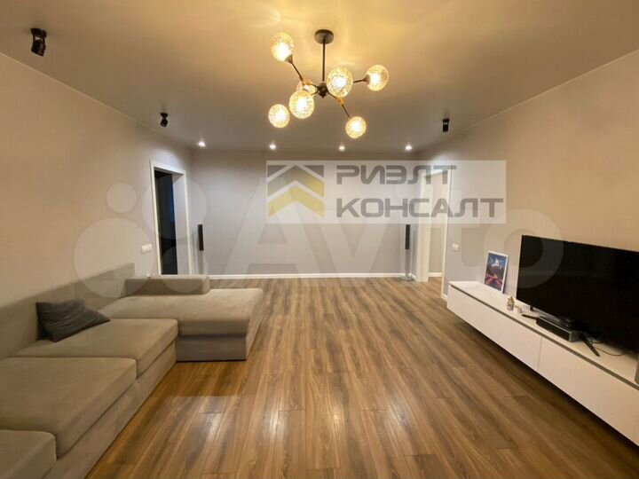 3-к. квартира, 73,9 м², 1/10 эт.