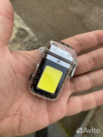 Плазменная зажигалка Кибер компакт с фонарем (черн