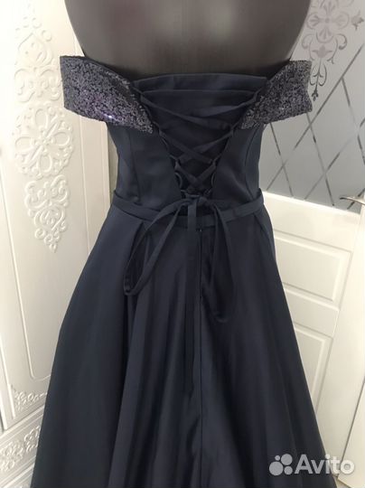 Вечернее платье