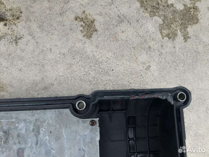 Клапанная крышка мотора G4GC