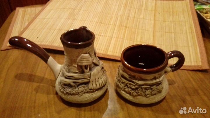 Керамическая турка и кружка