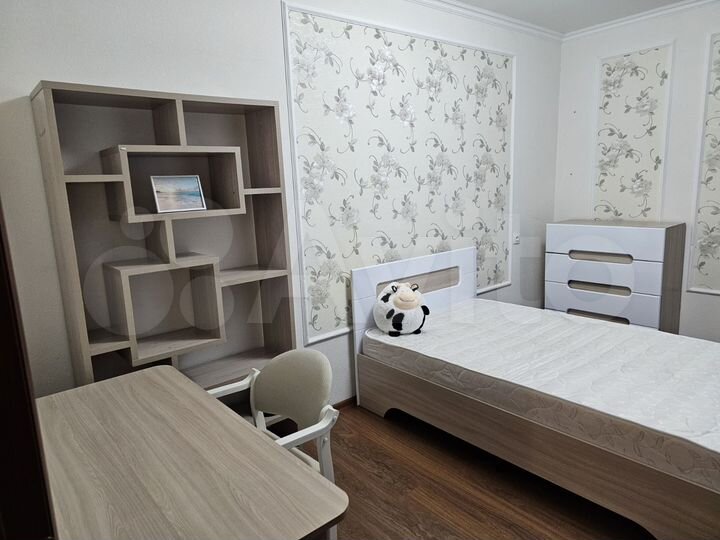 2-к. квартира, 55 м², 16/16 эт.