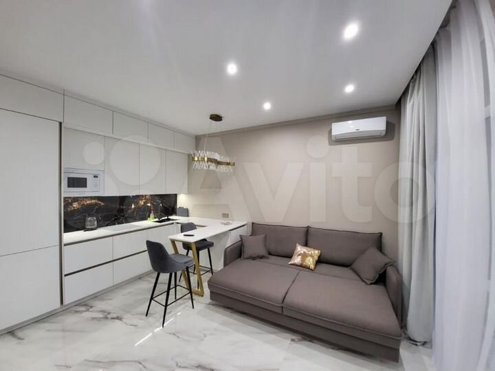 2-к. квартира, 40 м², 2/19 эт.