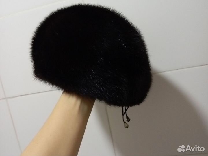 Берет женский норковый