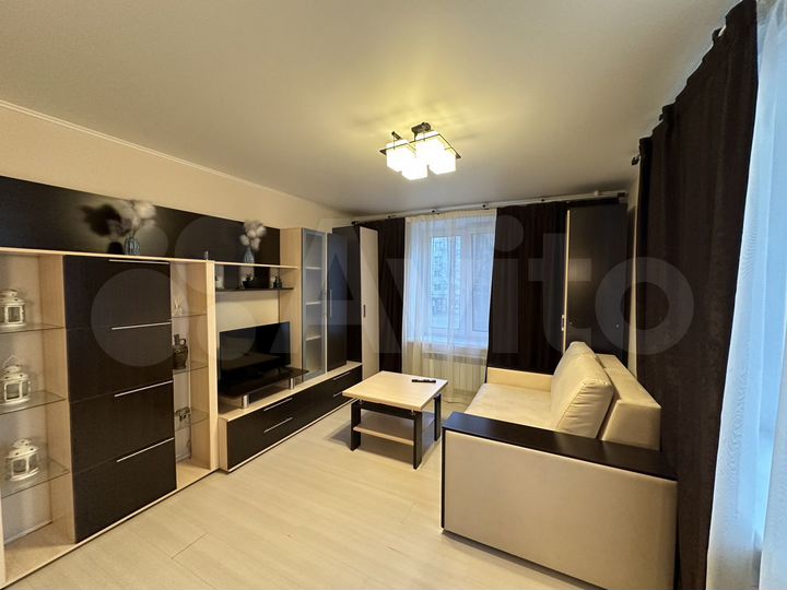 2-к. квартира, 42,4 м², 2/5 эт.