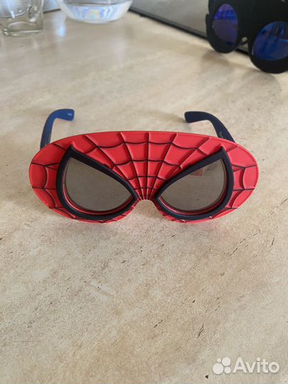 Очки Человек паук (Sun Staches Marvel)