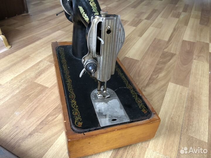 Швейная машинка