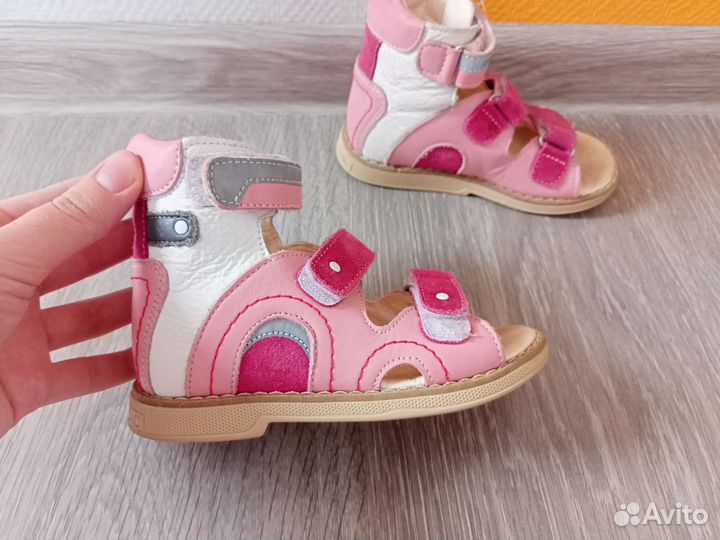 Ортопедические Сандали