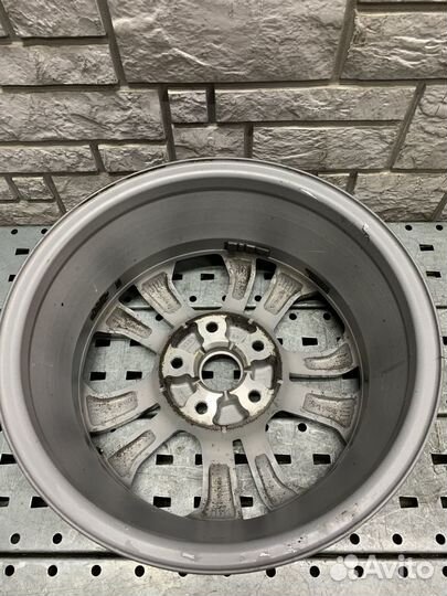 Suzuki Vitara Диск колесный литой R16