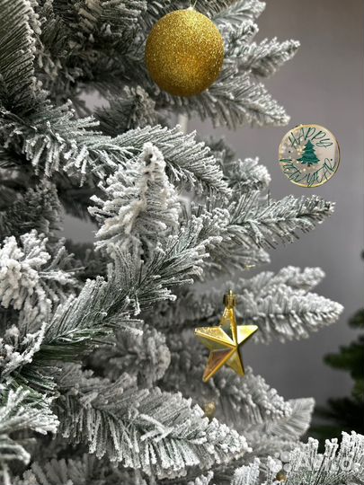 Ёлка снежная Сибирская