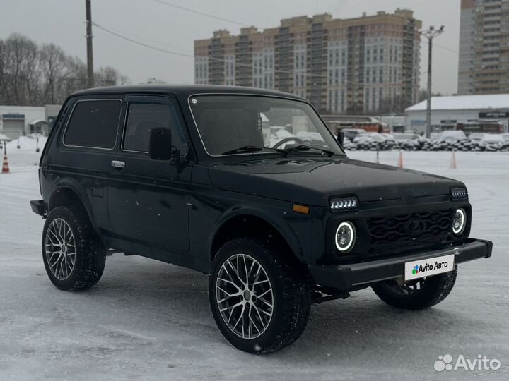 LADA 4x4 (Нива) 1.7 МТ, 2007, 200 000 км