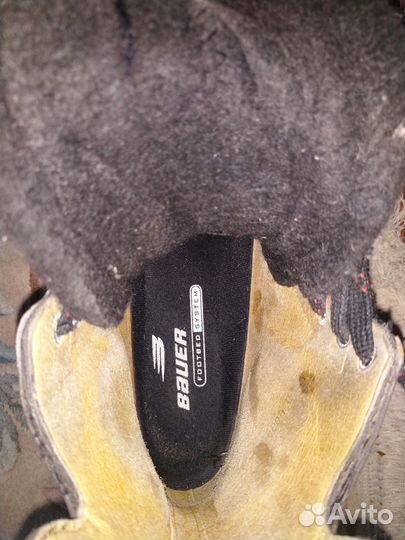 Хоккейные коньки Bauer, Canada, размер 9.5 или 43