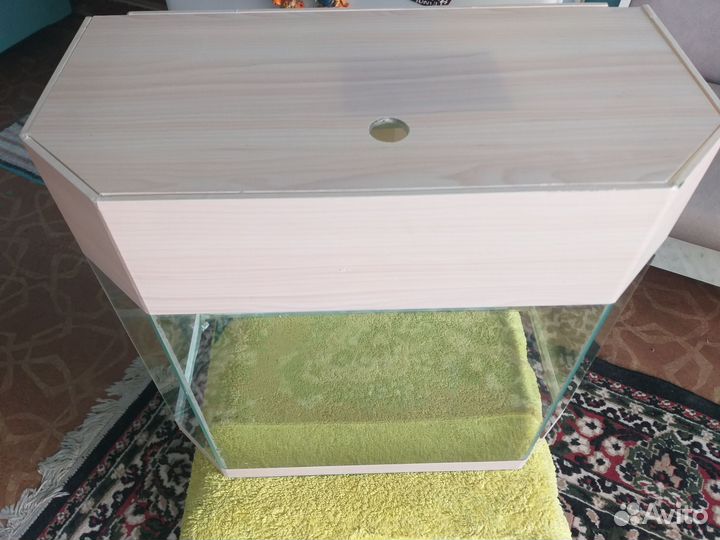 Аквариум с подсветкой