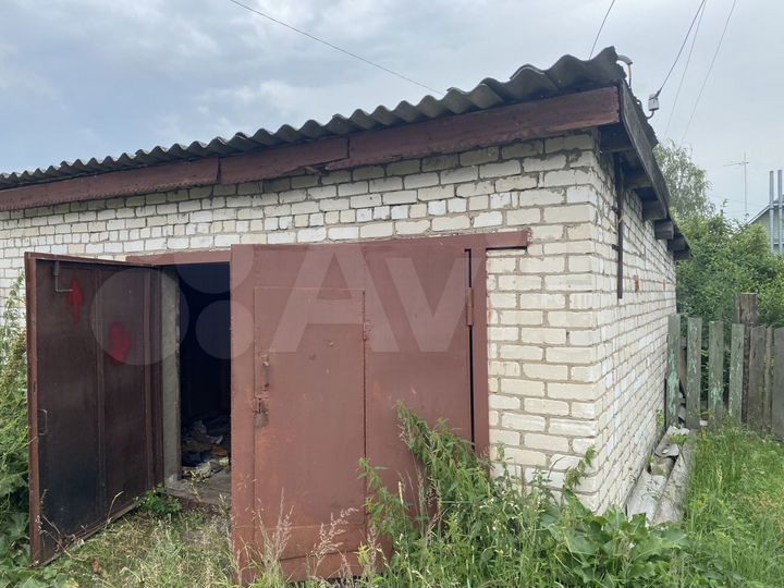 Гараж, > 30 м²