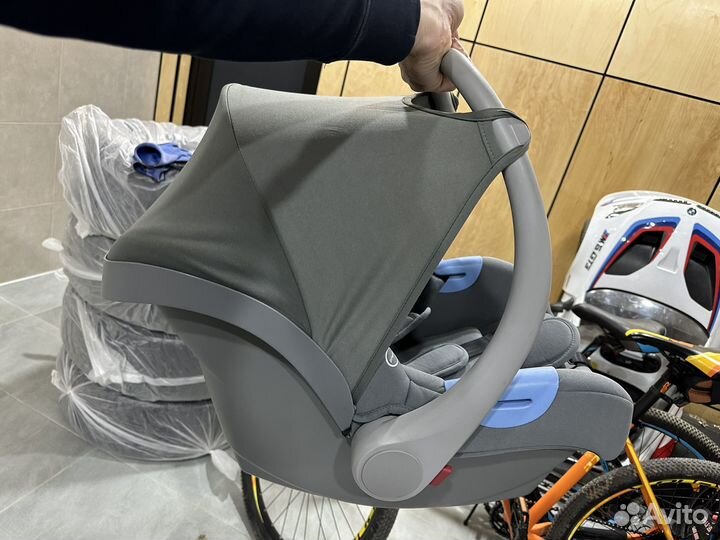 Автокресло (автолюлька) anex